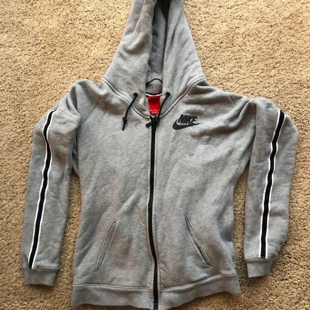 Nike zip up hoodie